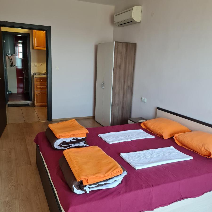 Ferienwohnung Елка Burgas City Exterior foto