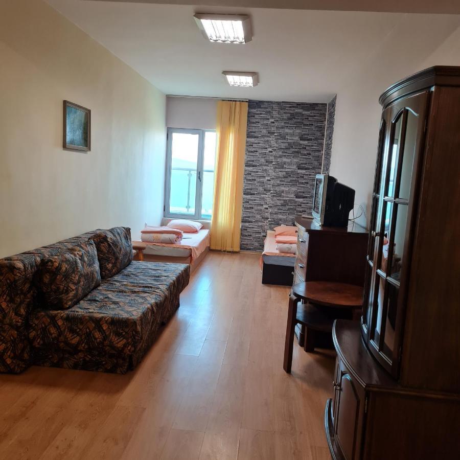 Ferienwohnung Елка Burgas City Exterior foto