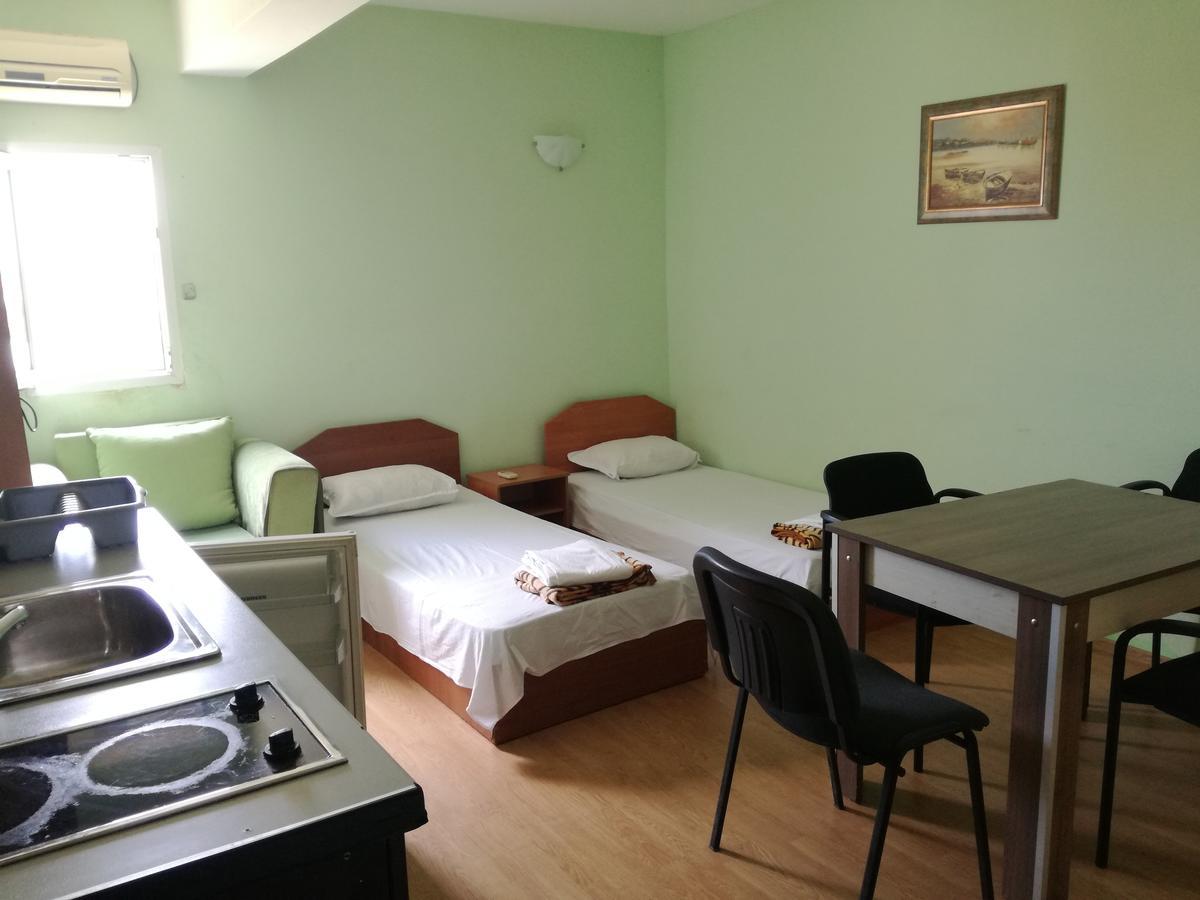 Ferienwohnung Елка Burgas City Exterior foto
