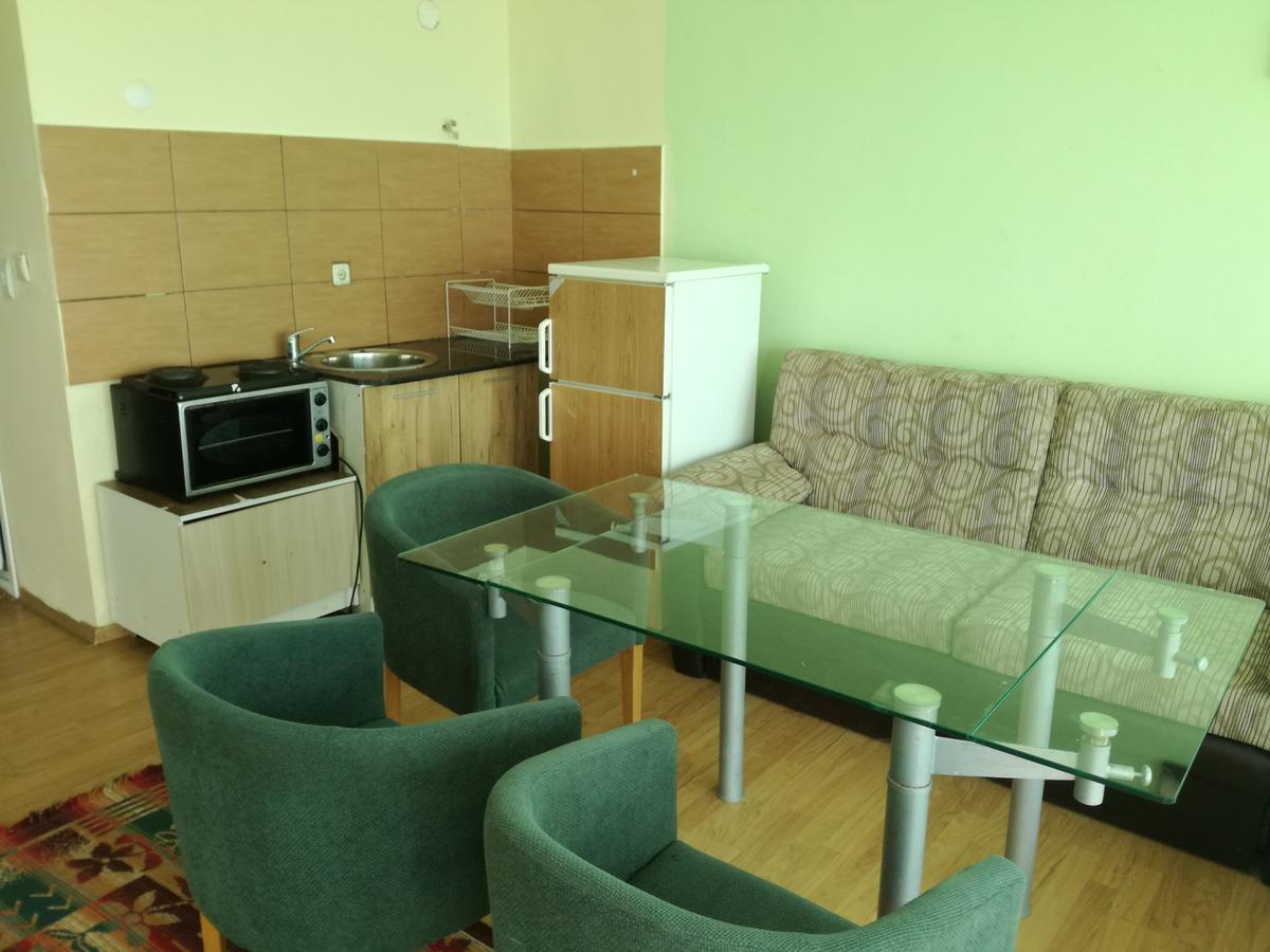 Ferienwohnung Елка Burgas City Exterior foto